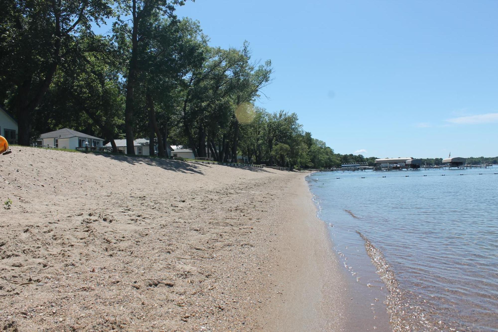 Viking Bay Resort And Lodge Miltona Buitenkant foto