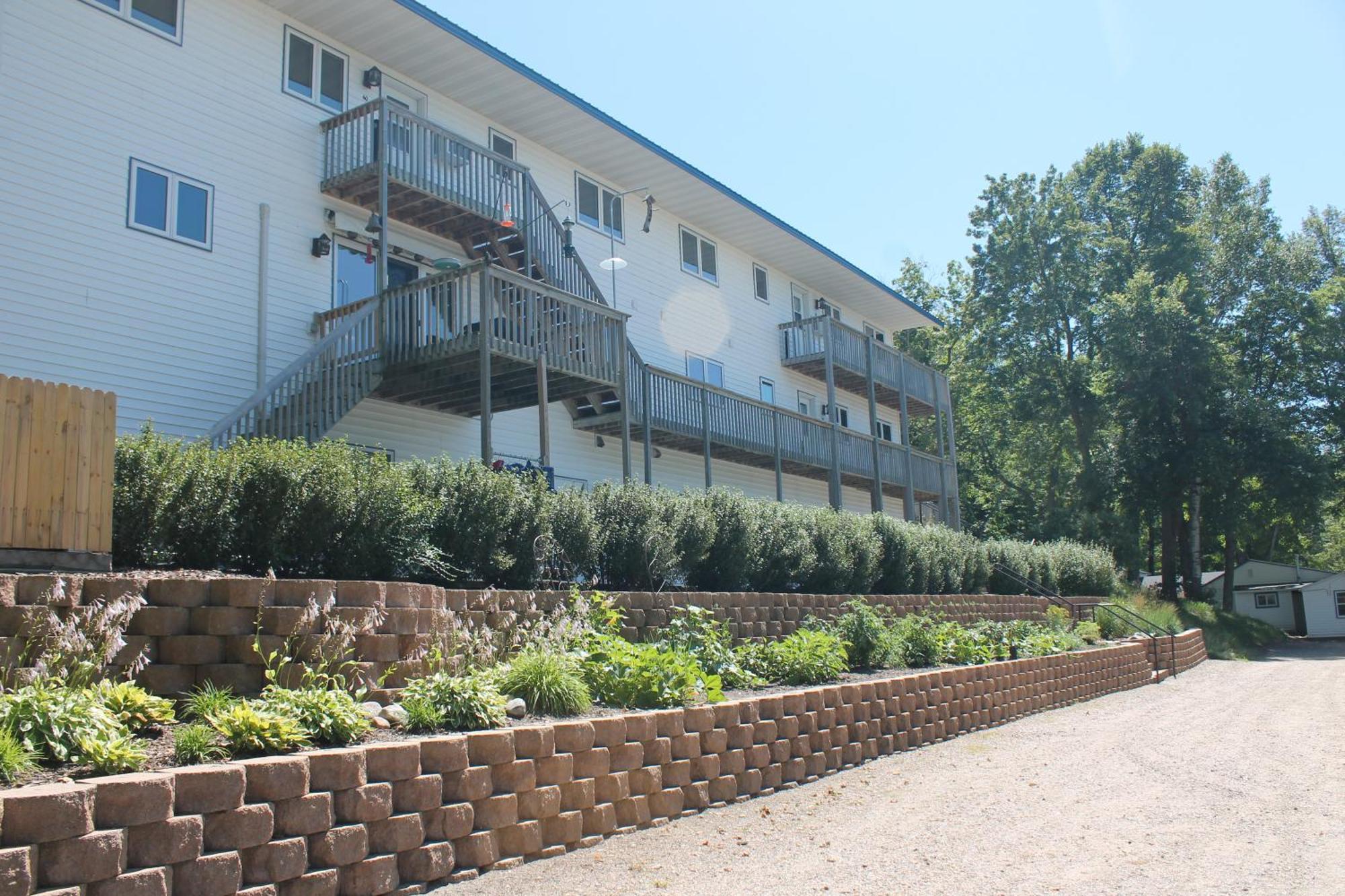 Viking Bay Resort And Lodge Miltona Buitenkant foto
